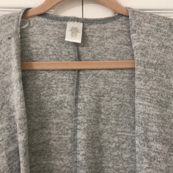 Cardigan - Picture 2 of 5